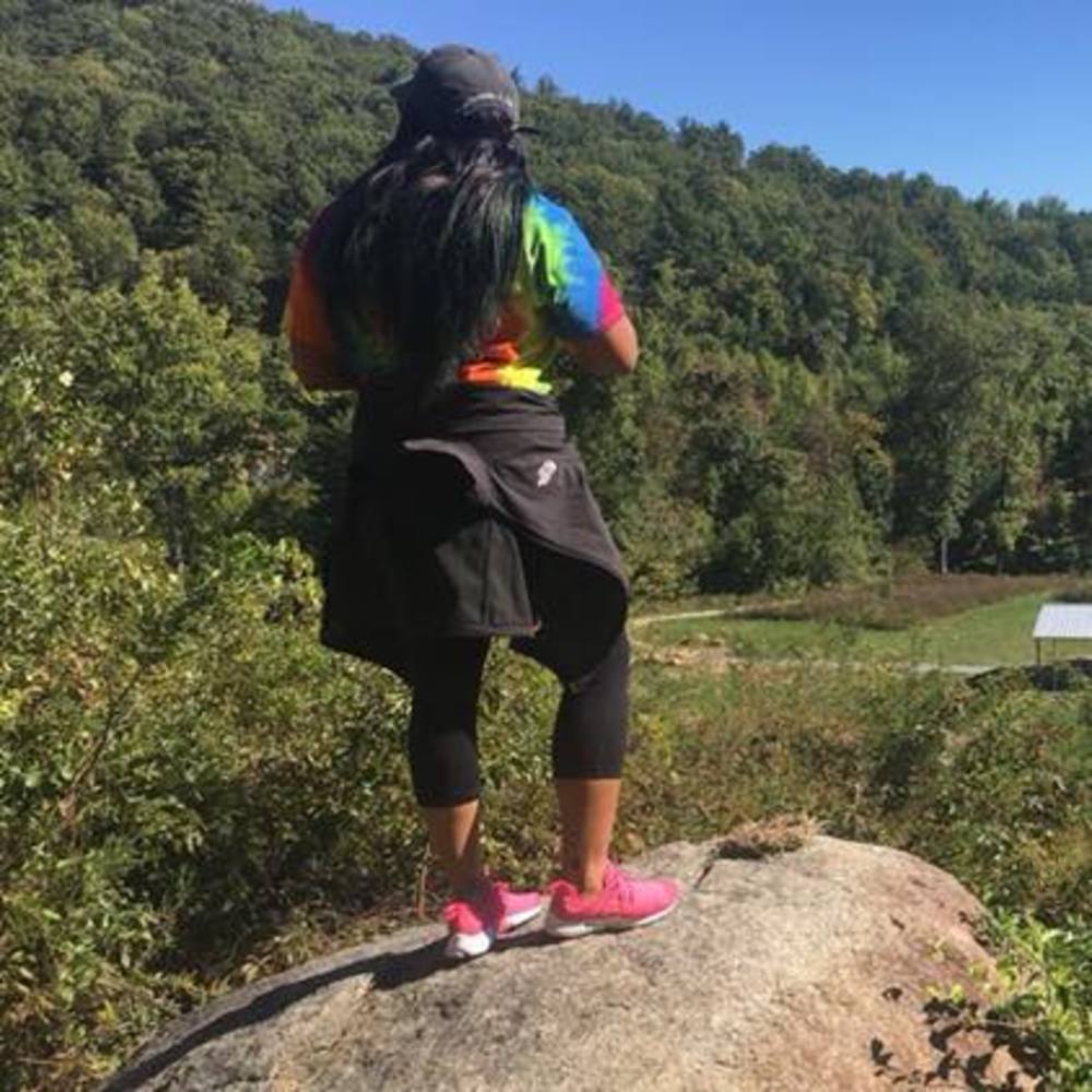 Meet your Posher, Whitney